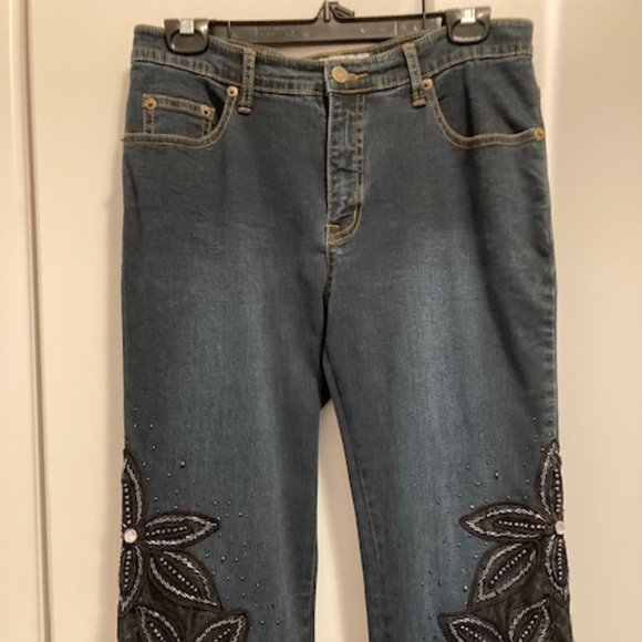 βοΈ  2x's Host Pick βοΈ  Sassy Thai Embellished Flare Lace Jeans With Split Leg - Picture 13 of 14